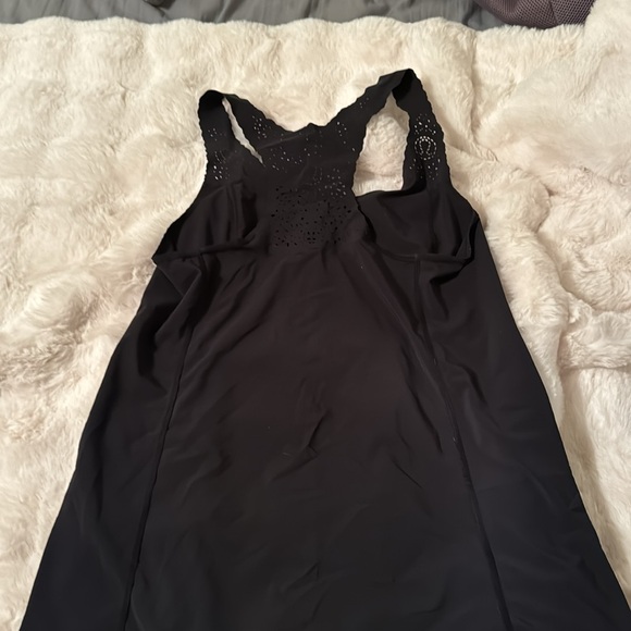 Size 8 - Picture 2 of 4